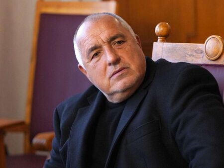 Среща без снимки: Борисов разговаря с Тръмп-младши в София