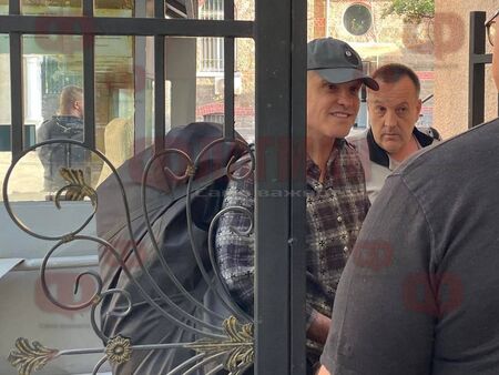 Магистратите му наложиха една обща присъда Присъдите на Евелин Банев Брендо