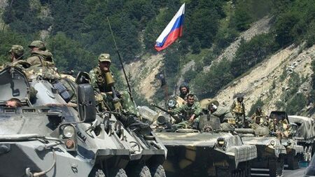 Иде ли нова война: Русия трупа войски във военните си бази по границите с НАТО