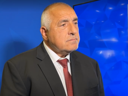 Бойко Борисов: Простих на Кирил Петков