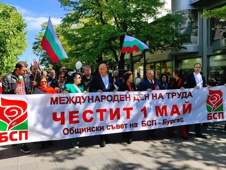 Утре Маргарита Петкова представя премиерно новата си книга „Тъй рече Виктор“ в Бургас