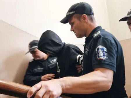 Убиецът на Маги от Хасково поиска да остане в ареста, защото го е страх от уличен линч