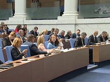 Напрежение в НС: Имунитетите на депутатите отпаднаха от дневния ред след бурни спорове