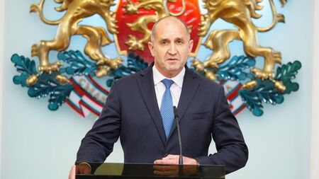 Противоконституционно ли е искането на Радев за провеждането на референдум?