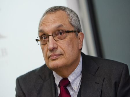 Иван Костов за референдума за еврото: Това е политически ход на Радев