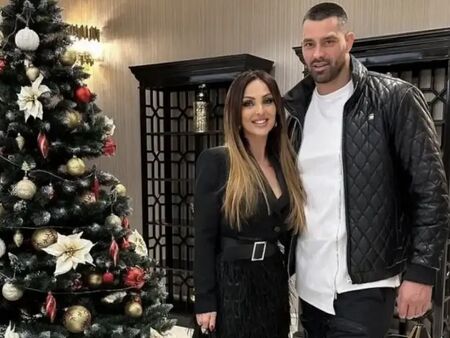 Съпругата на Пламен Бобоков блесна в галерията на Ники Младжов (СНИМКИ)