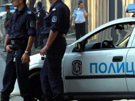 От 10 дни няма следа от 24-годишната Гергина, полицията в Бургас я издирва (СНИМКИ)
