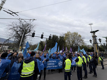 След протеста: Работещите в градския транспорт в София обявиха гражданско неподчинение