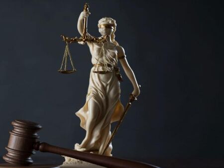 "Шоуто на Слави" отива в историята след 19 години на екран