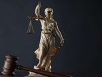 Съдят 85-годишен за 50 милиона долара