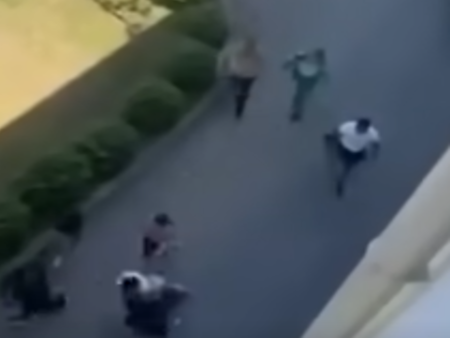 Световната федерация по кеч пасти да яде: Дядо с разказ за боя в родно училище