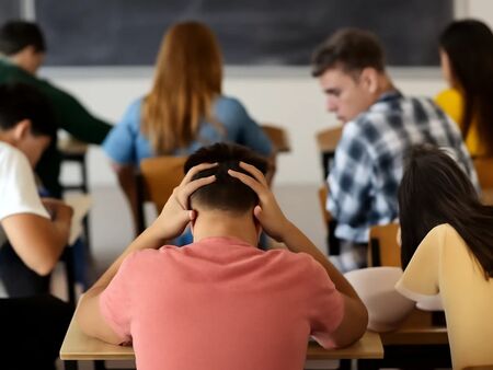 Чакането свърши! Ето ги верните отговори на матурите