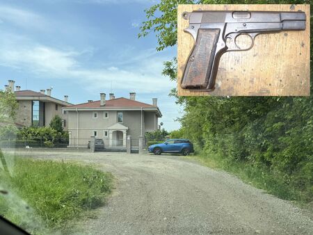 Стана ясно защо експолицаят застреля от упор съпруга на току-що починалата си дъщеря