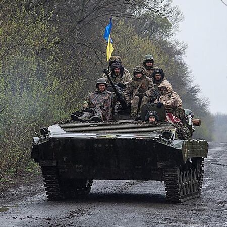 Украйна поиска ЕС директно да финансира армията ѝ