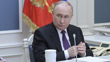 Идва ли Европейска пролет? Прогресивни сили, начело със Салвини, може да спрат реакционните Меркел и Макрон