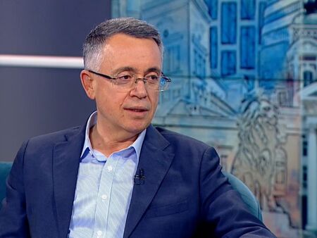 Азис проговори за новото име на партията, остава за права и свободи