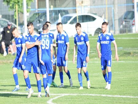 "Акулите" на Ангел Стойков с впечатляващ рекорд
