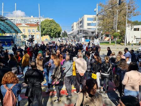 Внимание, шофьори! Протест блокира ключови булеварди в Бургас днес