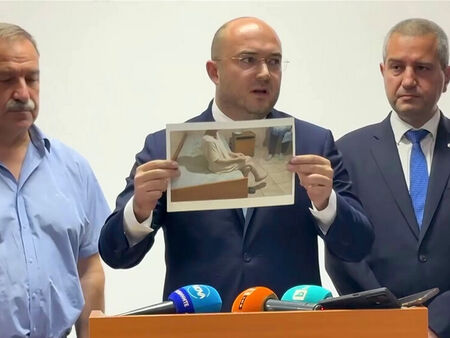 "Шоуто на Слави" отива в историята след 19 години на екран