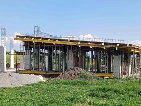 Пожарната в Камено ще е готова преди крайния срок