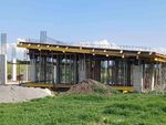 Районът около новата сграда също ще бъде облагороден