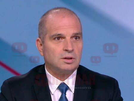 Стотина българи спасени от ракетите на Иран, напуснаха Израел с три автобуса