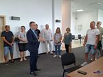 Това ще бъде постигнато чрез подмяната на уредите на дърва и въглища с незамърсяващи околната среда  системи - климатици, термопомпи, съоръжения на пелети