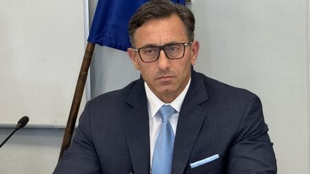 Вижте къде в Бургас да изкарате курс за оръжие или да постреляте за удоволствие