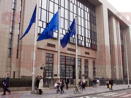 Еврогрупата одобри препоръка България да се присъедини към еврозоната от 1 януари