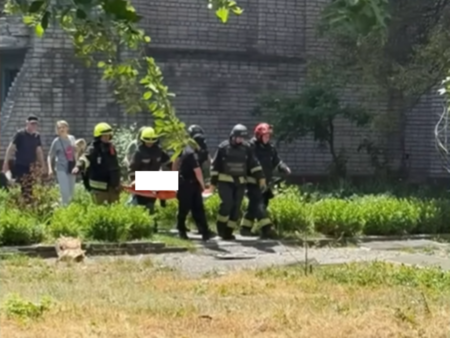 Докато Зеленски е в Хага, Русия с огромна атака по Украйна! Има десетки жертви, стотици са ранени