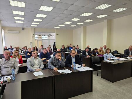 Айтос ще получи милиони за образование, здравеопазване и саниране