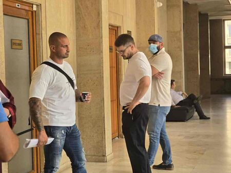 Скандален свещеник от Вселенската патриаршия отложи делото за стрелбата срещу Митьо Очите