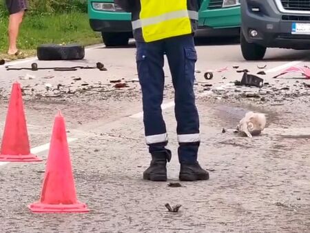 Катастрофа с пет деца край Ямбол, бебе е с черепно-мозъчна травма