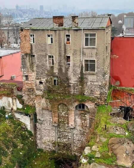 Вижте къде в Бургас да изкарате курс за оръжие или да постреляте за удоволствие