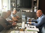 Кметът Иван Алексиев проведе работна среща относно електрическите превозни средства