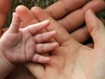 „Будят бебето ми“: Майка глобена заради жалба срещу шум от полицейско стрелбище