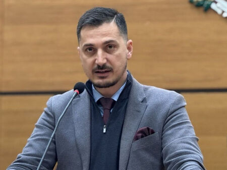 "Шоуто на Слави" отива в историята след 19 години на екран