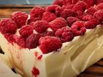 От обикновена кутия за мляко правя малинов десерт, който е по-вкусен, отколкото в ресторанти: без сметана и печене