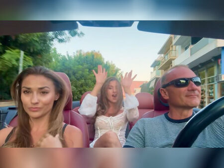Само преди дни Хирстов си пусна тази снимка във фейсбук, но после бързо я изтри