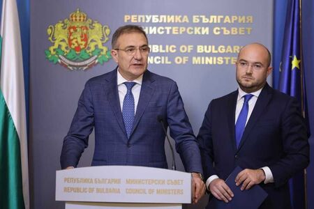 Затвориха нелегален дом за възрастни в Бургас, държавата обяви война на хосписите без лиценз