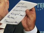 От това съобщение, написано му от пиара по време на пресконференцията за влизането в еврозоната, Борисов е узнал за случващото се във Варна