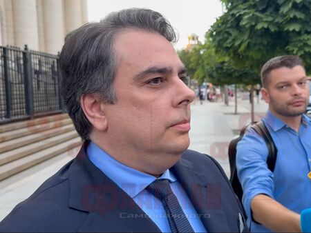 Асен Василев за скандала във Варна: Ще осъдя Пламенка за набеждаване и с парите ще финансирам партията