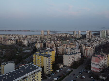 Вижте къде в Бургас да изкарате курс за оръжие или да постреляте за удоволствие