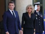 Бриджит Макрон подаде жалба във Върховния съд за твърдението, че е мъж