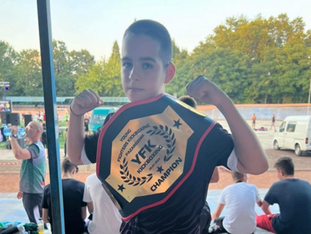 Талантливи деца откриват MAX FIGHT 62 в Свети Влас