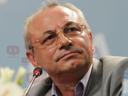 Ахмед Доган обяви, че ДПС е отвлечена и създава нова партия