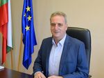 В Айтос обновяват автопарка на Общината - заменят старите коли с електрически