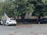 Тялото на възрастният човек падна на метри от Спортна зала "Нефтохимик"