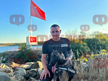 Ексклузивно! Николай Костадинов е смелият граничар, който се изправи срещу цяла орда мигранти край Звездец (СНИМКИ)