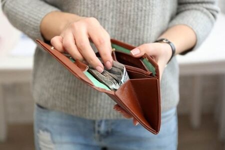 Напишете това число на лист хартия и го сложете в портфейла си